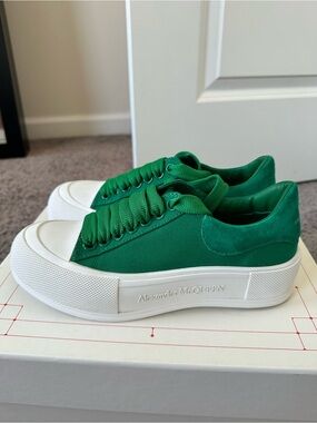 Alexander McQueen Green Canvas & Suede Platform Sneakers with White Sole